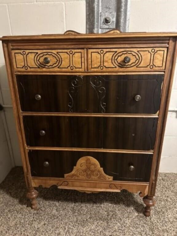 Antique Chest of Drawers, 44Tx33Wx18D
