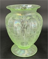 Brocaded Poppy 9 1/2" vase - ice green