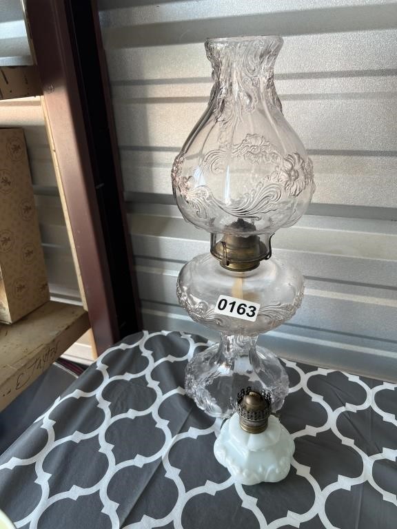 Oil Lamp,Base Cracked & Milk Glass Lamp U233