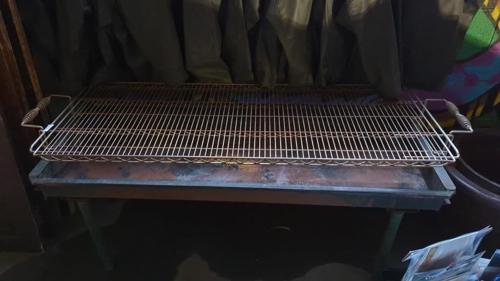 24"x 5' grill with stand