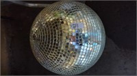 Party ball/Disco, damaged