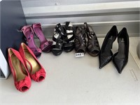 5 Prs. of Ladies Shoes U251