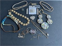 Jewelry-Necklaces U241