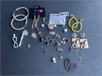 Jewelry-Earrings U241