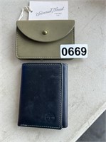 2 Wallets U241