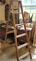 6 ft wood Keller Ladder