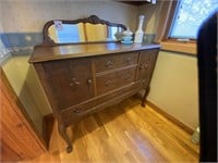 BEAUTIFUL ANTIQUE SOLID WOOD BUFFET