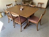 MID CENTURY DINING ROOM TABLE W/ 6 CHAIRS