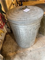 GALVANIZED GARBAGE CAN W/ LID