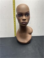 Mannequin head display for jewelry