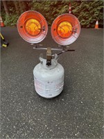 DOUBLE HEADED PROPANE HEATER WITH MOSTLY FULL