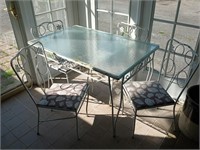 MCM Wrought Iron Patio set table & 4 chairs table