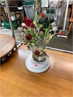 Decorative Tole Flower Lamp