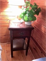 End table with lamp