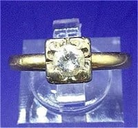 Ladies 14 kt. Gold Genuine Diamond RIng