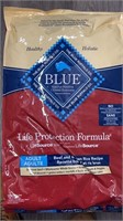 22 lb Blue Adult Dog Beef & Brown Rice