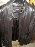 Woman's Black Leather Wilsons Jacket Size XL