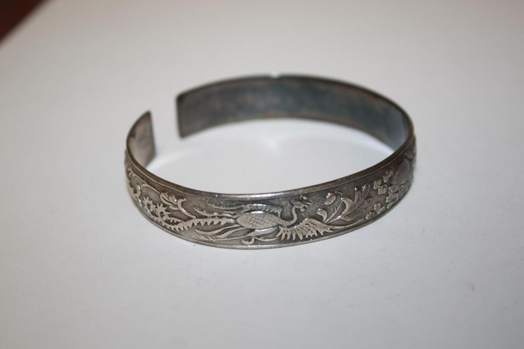 A Chinese Carved Bracelet