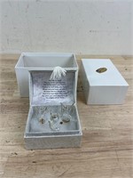 Worry box with three glass angels
