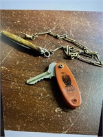 REMINGTON POCKET KNIFE & CASE TRACTORS KEY FOB