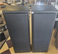 Pair of IIIIIKLH Speakers