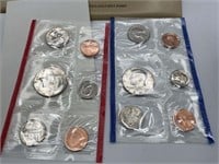 SET OF 5 1986 UNCIRCULATED COIN SETS WITH D AND P