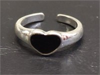 Heart ring size 5
