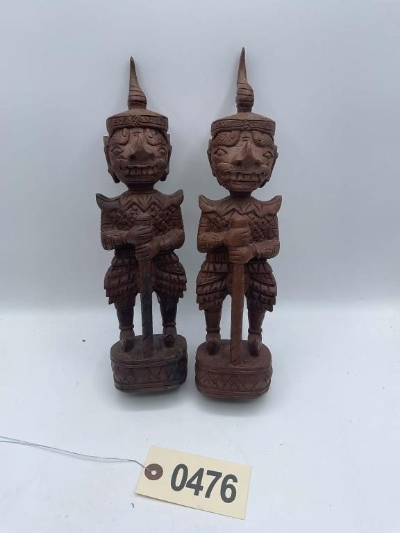 PAIR OF WOOD CARVED TRIBAL STYLE FIGURINES, 12.5 I