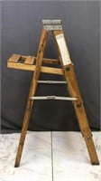 4ft Keller Wood Step Ladder