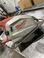 Milwaukee 8 inch metal saw tested and works
