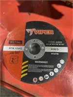 Viper 4 1/2 inch cut off wheels, approximately 35