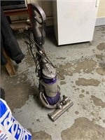Dyson vacuum cleaner, tested and works