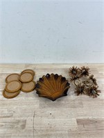 Napkins rings, coasters, and decorative shell