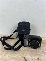 Canon Powershot SX100IS Digital camera with case