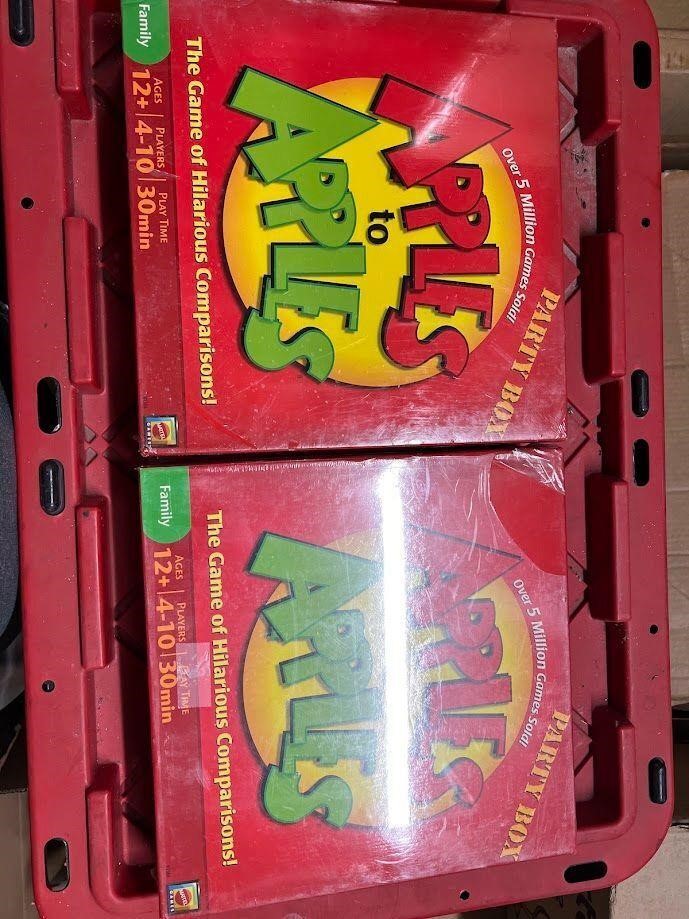 (2) Apples to Apples board game