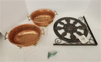 Cast Iron Bracket Decoration and Copper Bowls