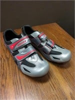 cycling shoes size 43 (brand specialized)