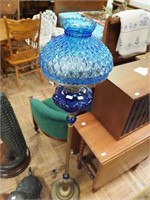 Floor lamp with blue font, two ball inserts