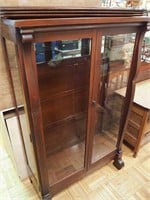 Rectangular vintage china cabinet, two glass