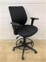 Adj. Upholstered Office Arm Chair