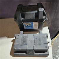 Battery box with 2 lids