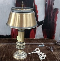 43 - TABLE LAMP (W51)