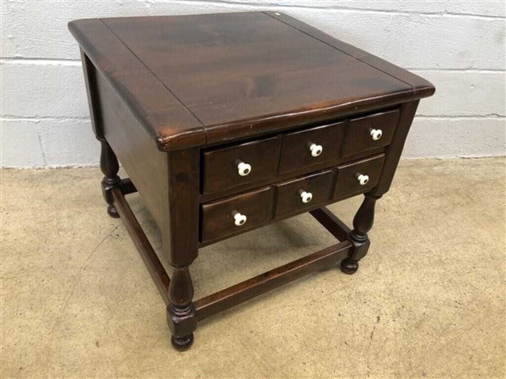 Pine Ethan Allen 2-drawer End Table