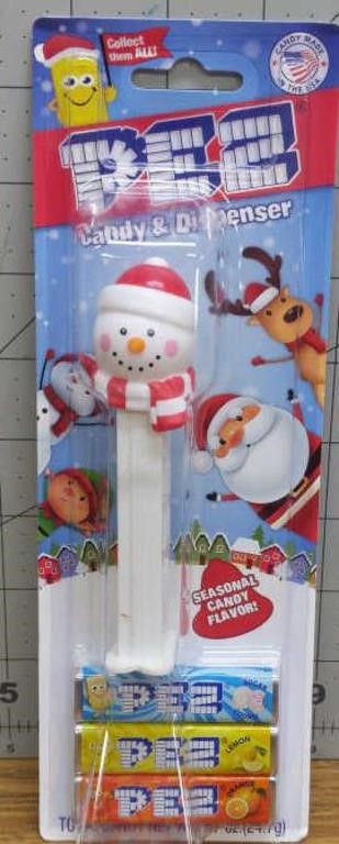 Pez candy & dispenser snowman