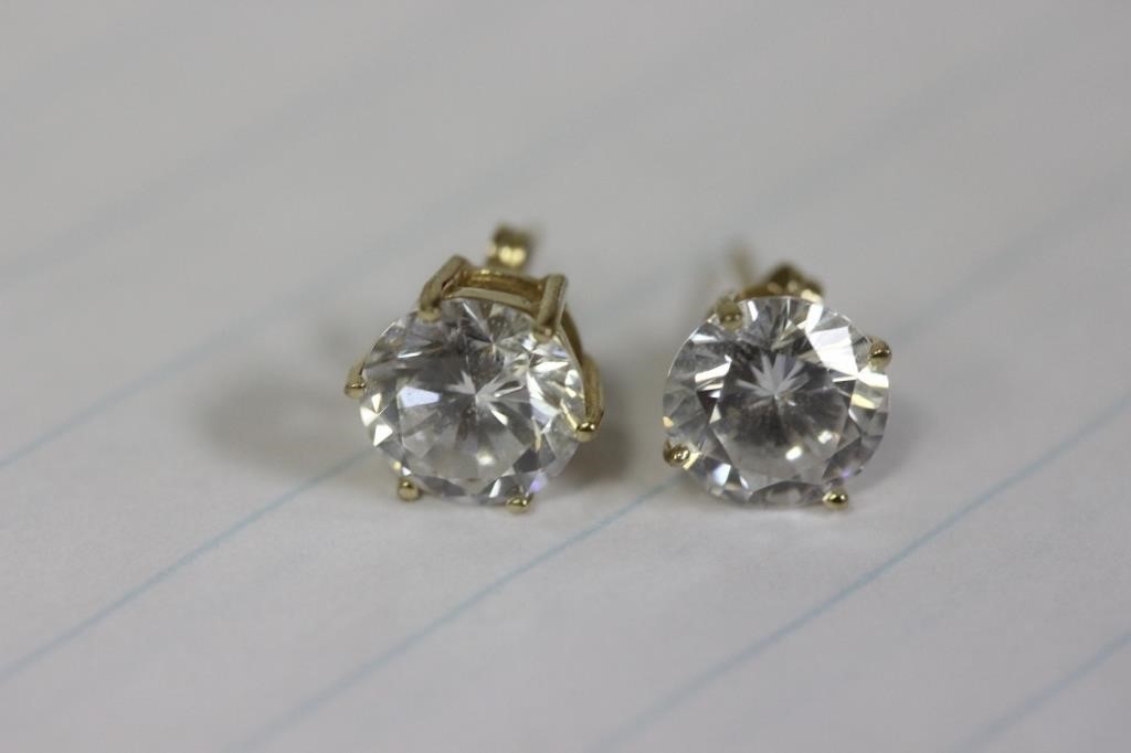 Set Of 2 14Kt Gold And Cz Earrings