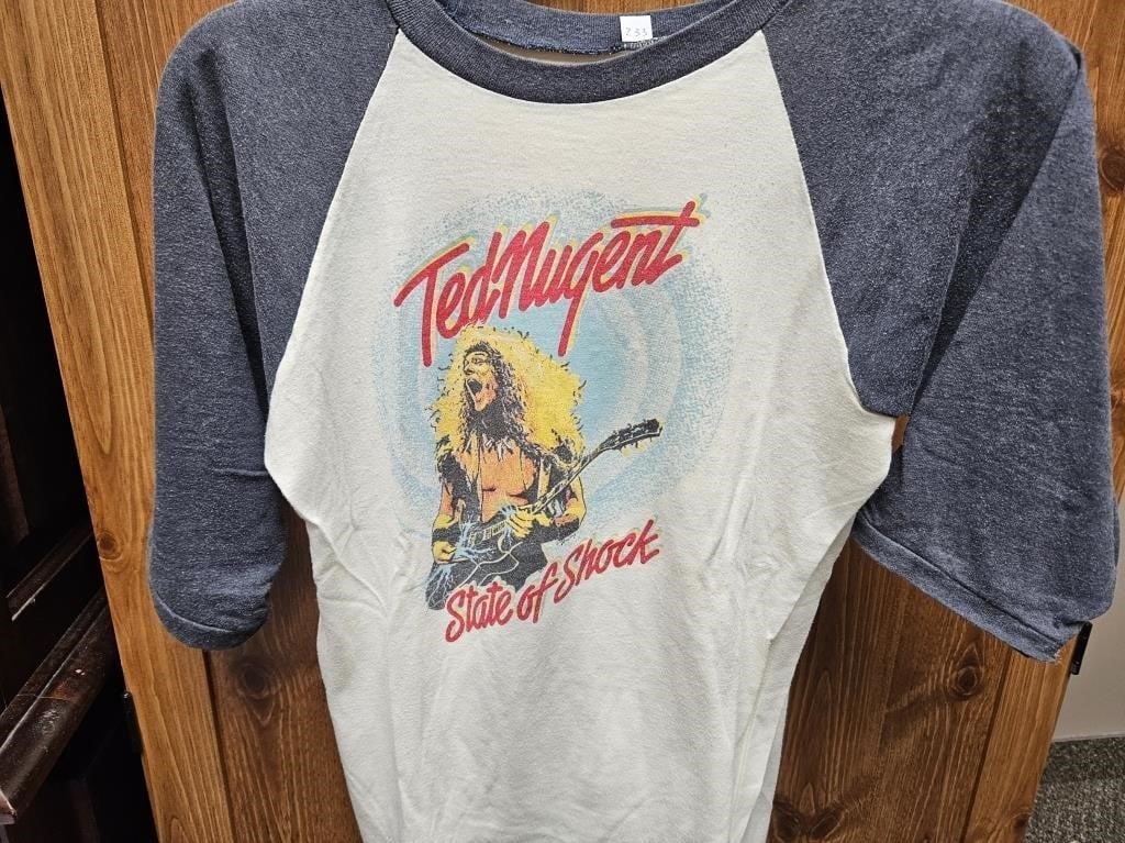 TED NUGENT SMALL T-SHIRT