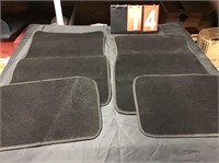 Set of car mats