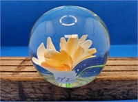 PAPER WEIGHT WITH ORANGE FLOWER