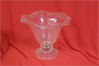 A Pink Art Glass Vase/Bowl