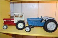 Diecast tractors & implements